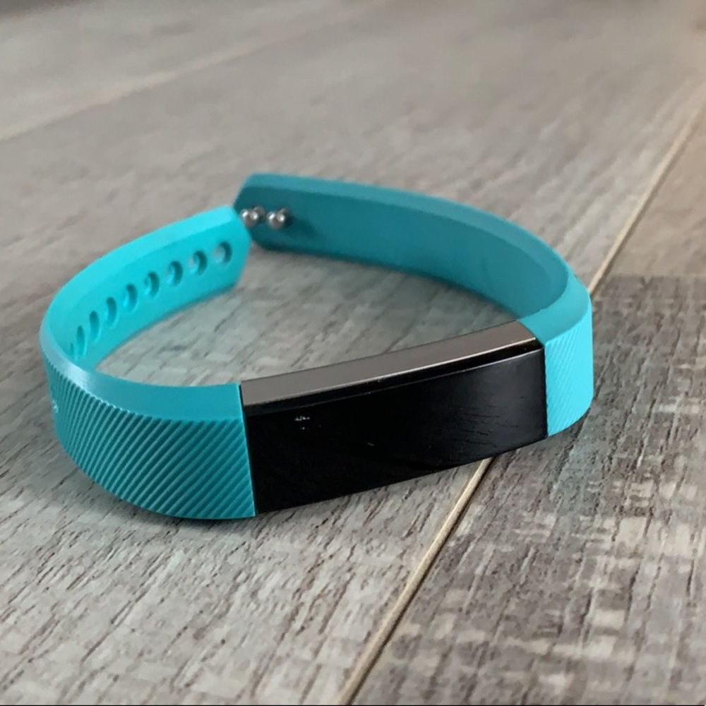 FITBIT ALTA - Picture 2 of 2
